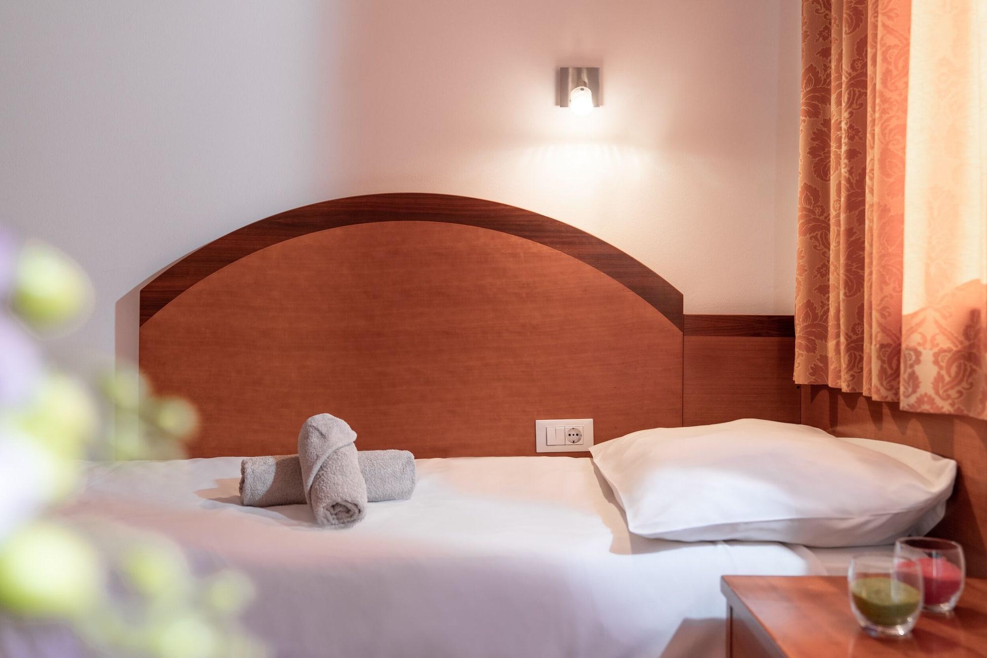 Hotel Medno エクステリア 写真