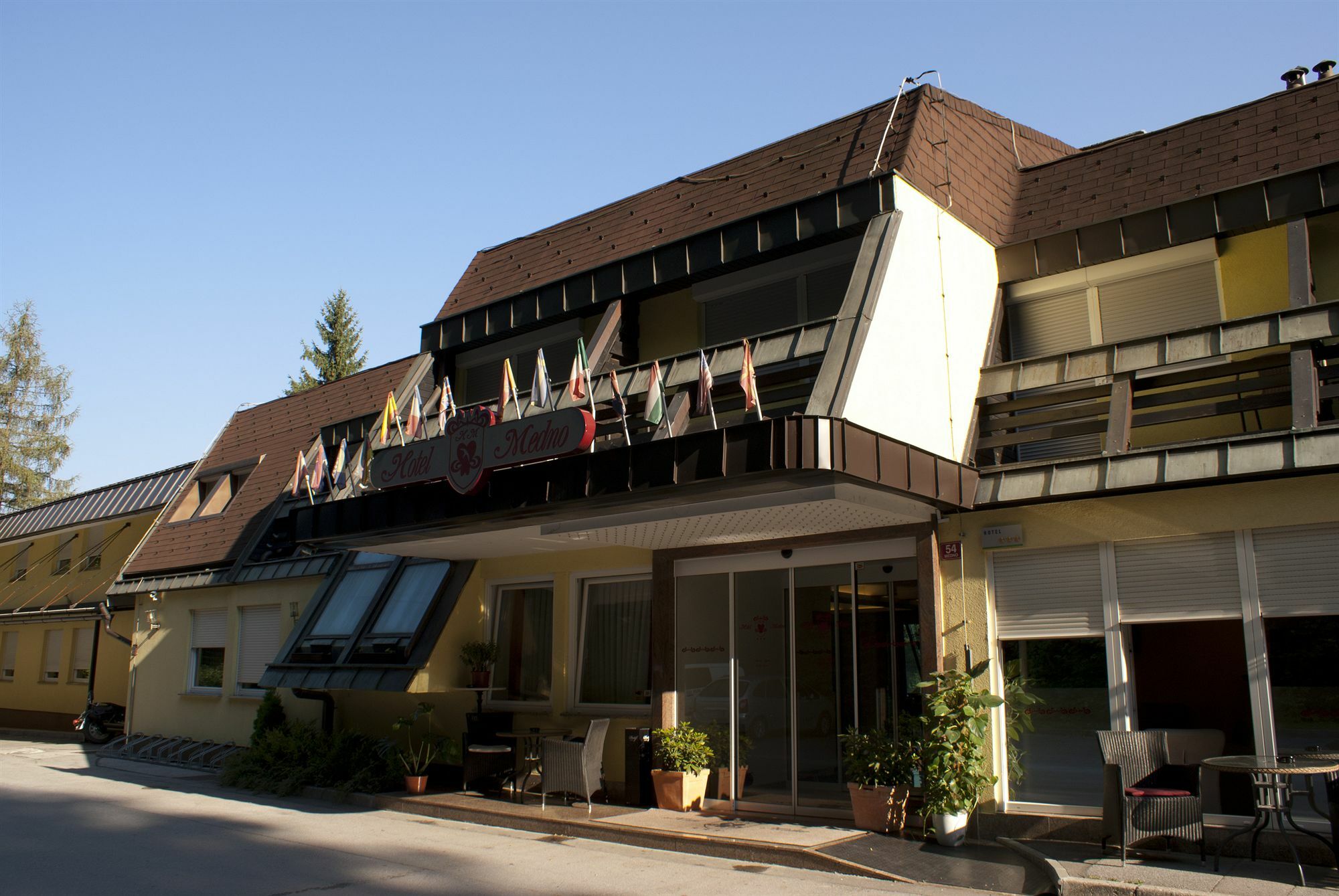 Hotel Medno エクステリア 写真