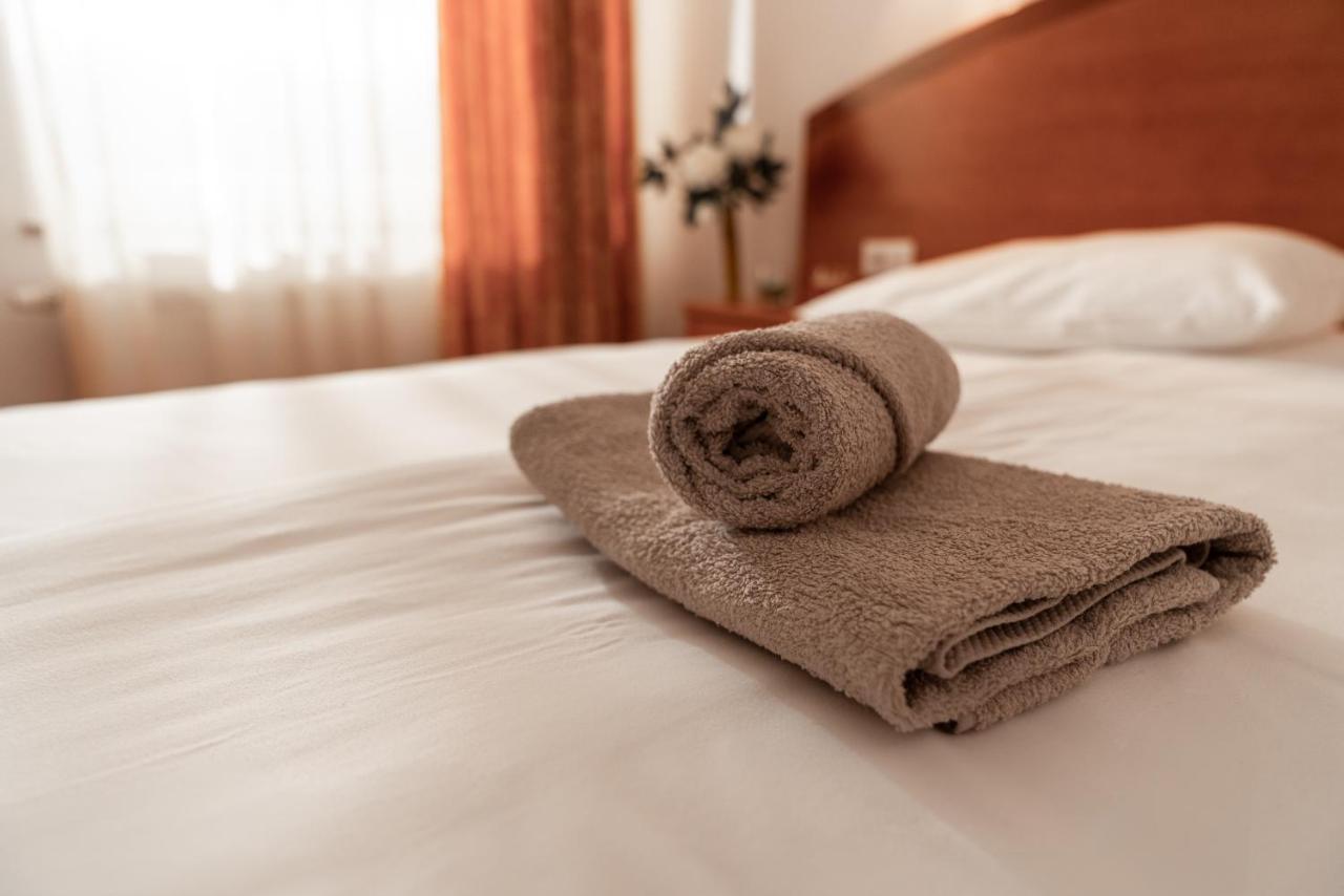 Hotel Medno エクステリア 写真