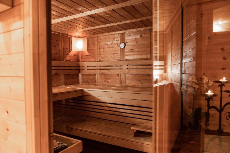 Hotel Medno エクステリア 写真